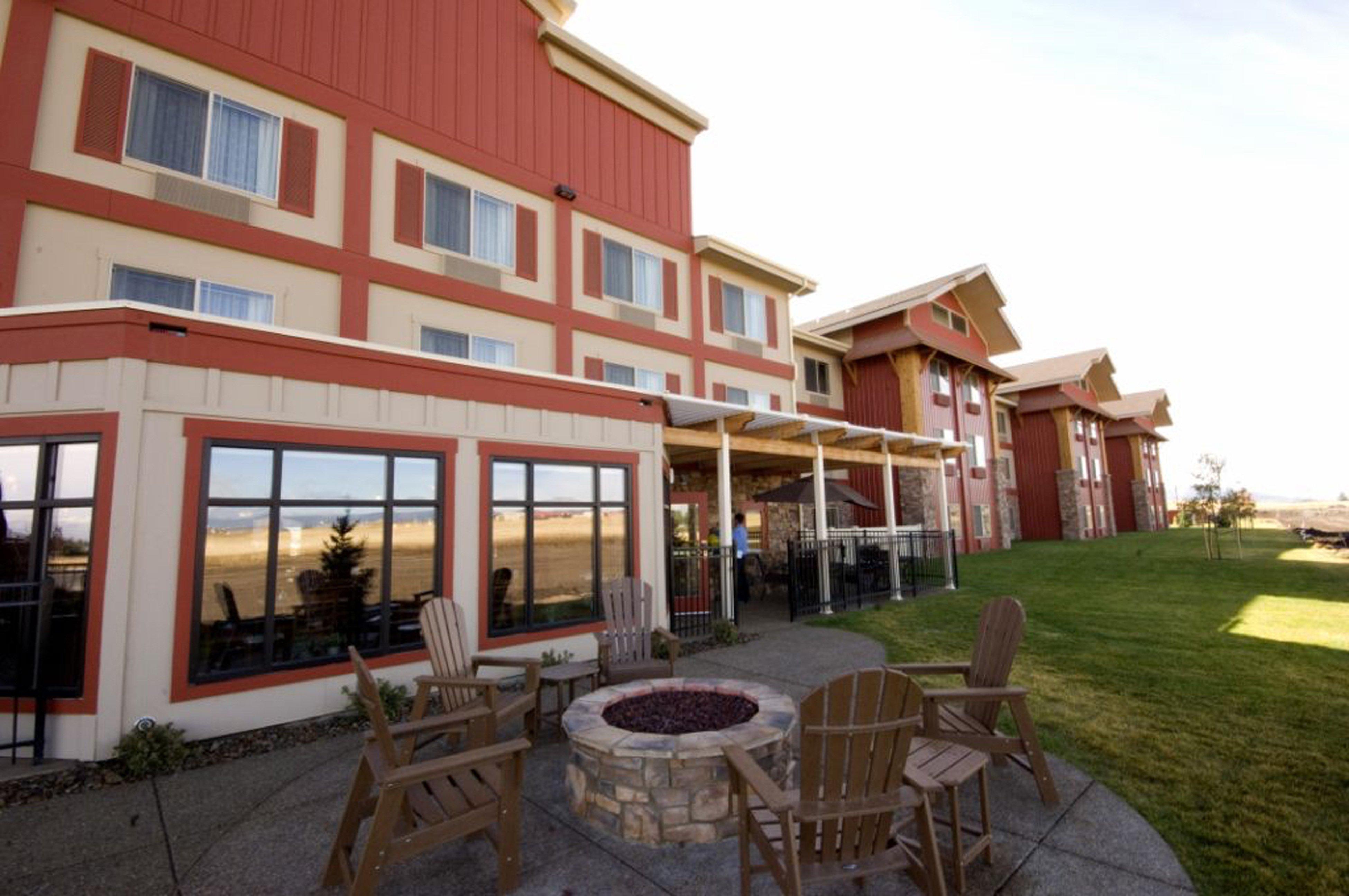 Holiday Inn Express Hotel & Suites Kalispell By Ihg Экстерьер фото